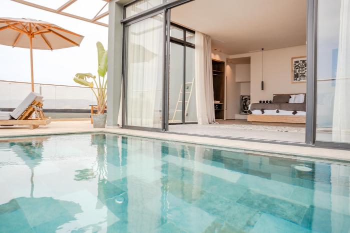 nobi boutique surf hotel