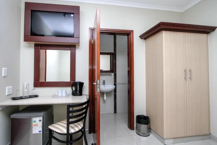 plm golden lodge