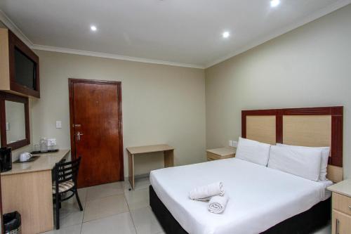 plm golden lodge