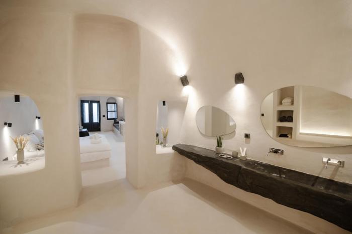 one of one suites