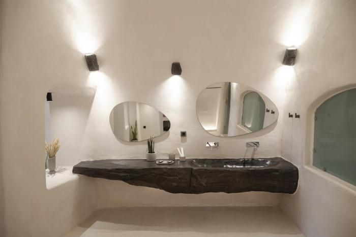 one of one suites