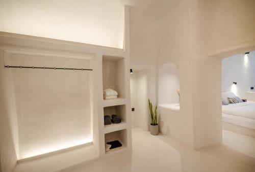 one of one suites