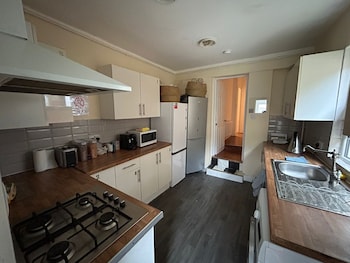 Valnay Stays,Valnay St,2 star