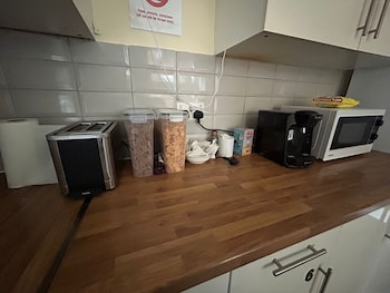 Valnay Stays,Valnay St,2 star