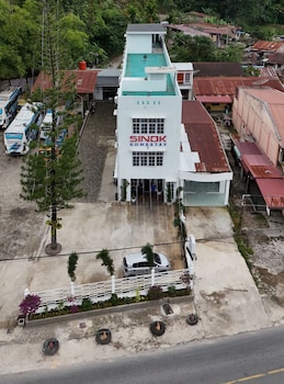 Sinok Homestay Parapat,,3 star