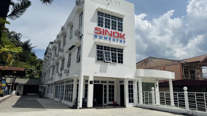 sinok homestay parapat