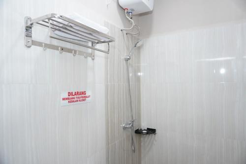 sinok homestay parapat