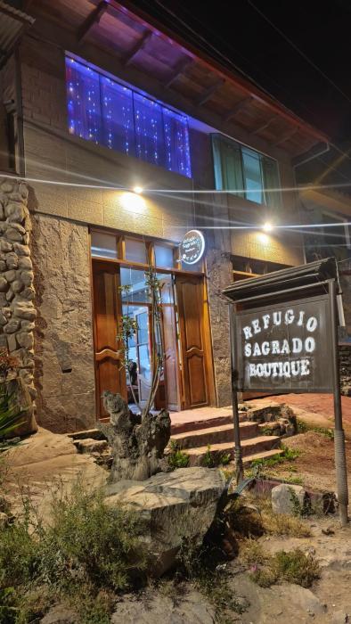 refugio sagrado boutique