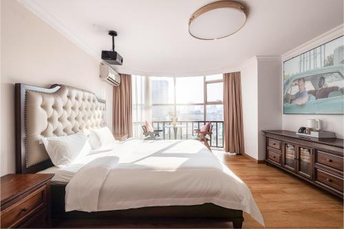 vaninn guangzhou step out to beijing road pedestrian street gongyuanqian and beijing road metro canton fair