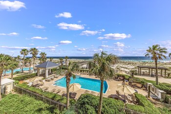 Beach Club Condos,,4 star