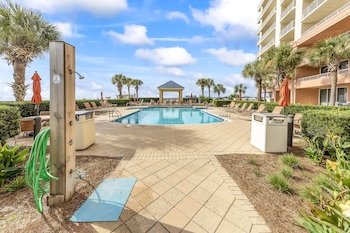 beach club condos