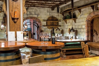 wine and boutique hotel terbotz
