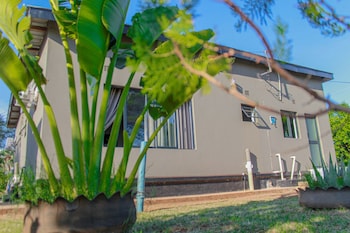 Tou Safari Lodge,,5 star
