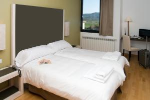 hospedium hotel convento santa ana