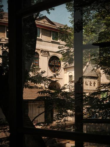 sunyata mountain alley chongqing