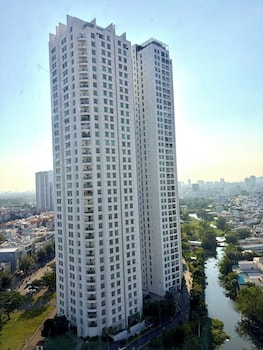 sunrise high floor pool ben thanh gym