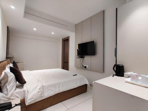 hotel m k