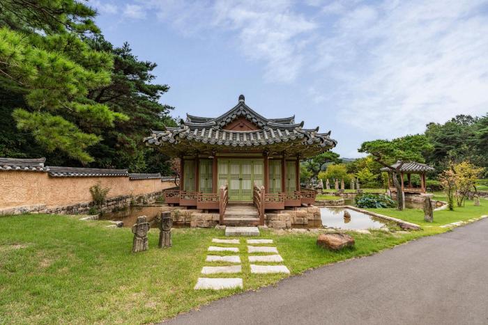 rakkojae hahoe hanok hotel