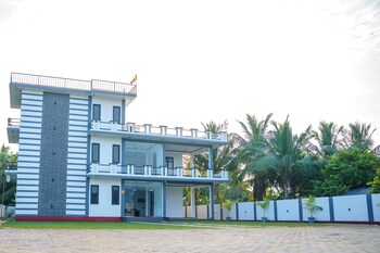 nilaveli royal paradise