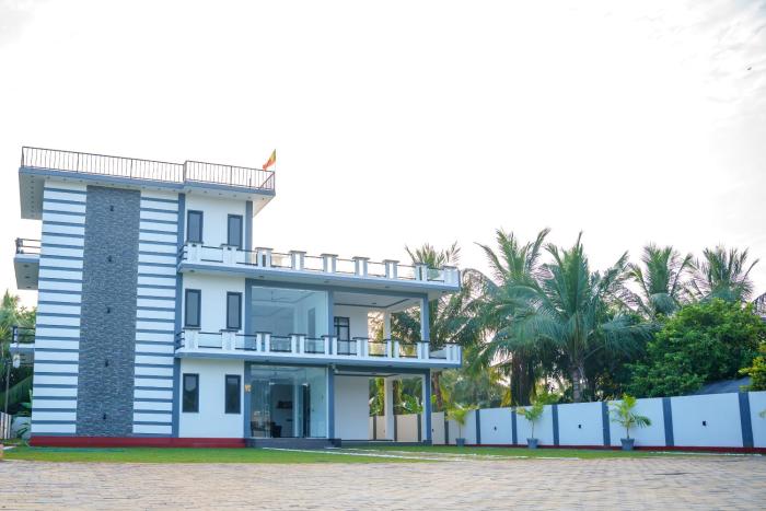 nilaveli royal paradise