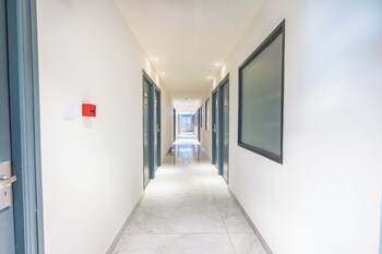 s by z hotels hsr