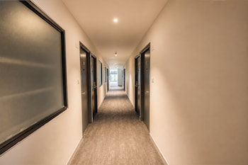 s by z hotels hsr
