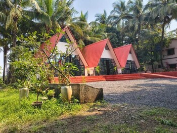 rustic palms restaurant and cabins