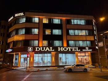 dual hotel