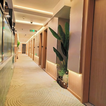 shanghai puyi hotel
