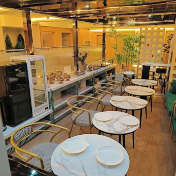shanghai puyi hotel