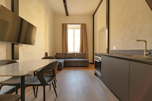 cavour suites