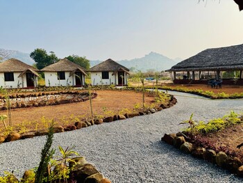 Echoes Of Hampi,,2 star