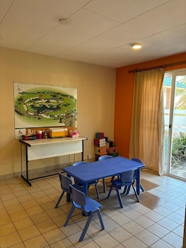 los naranjos hotel