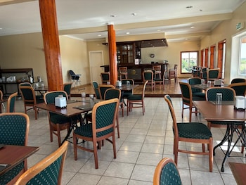 los naranjos hotel