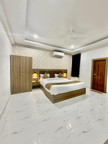 shri prem sharnam by the aureo hotels