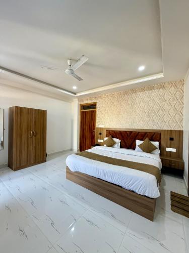 shri prem sharnam by the aureo hotels