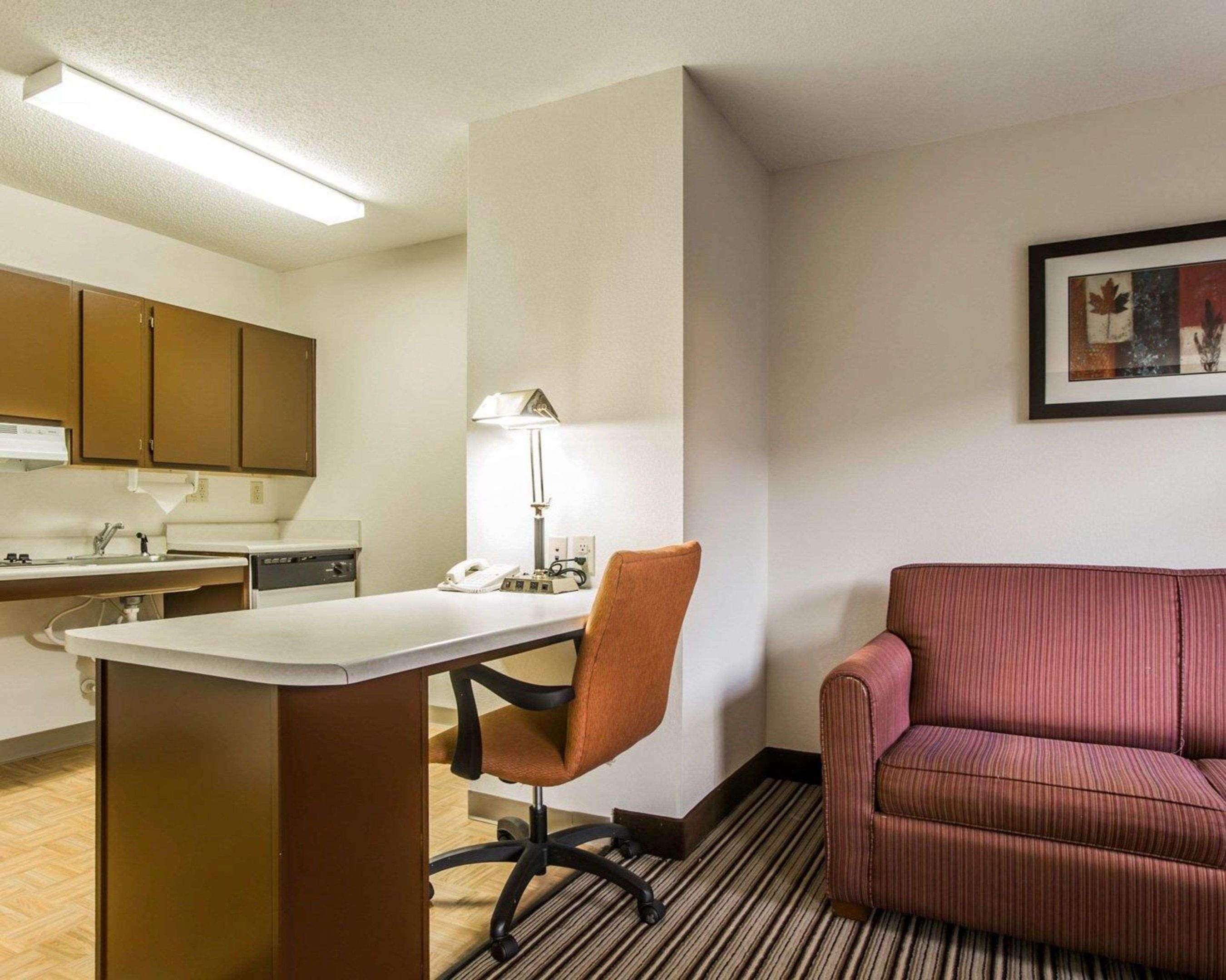 candlewood suites charlotte arrowood by ihg