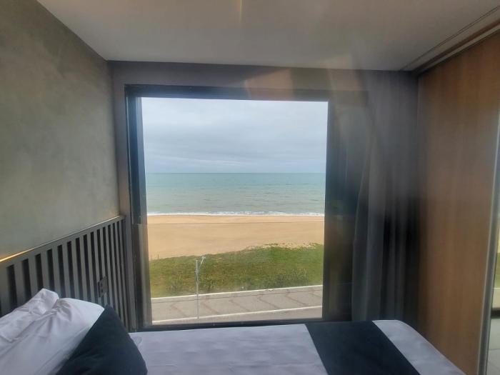 vhome flat hotel