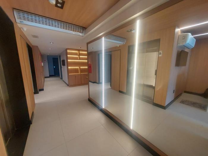 vhome flat hotel