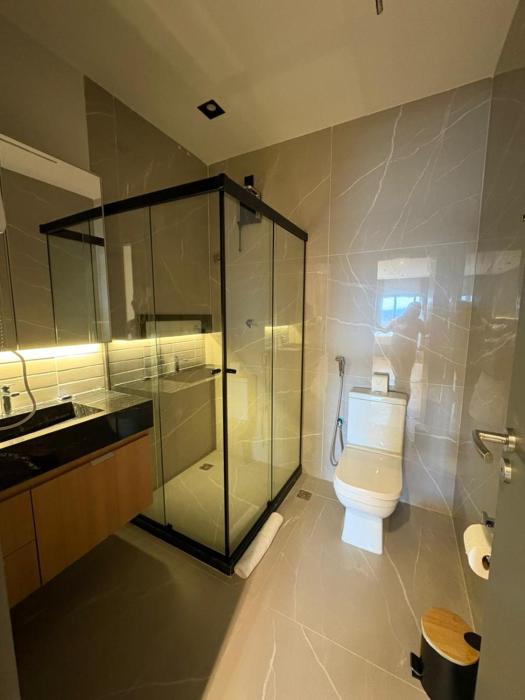 vhome flat hotel