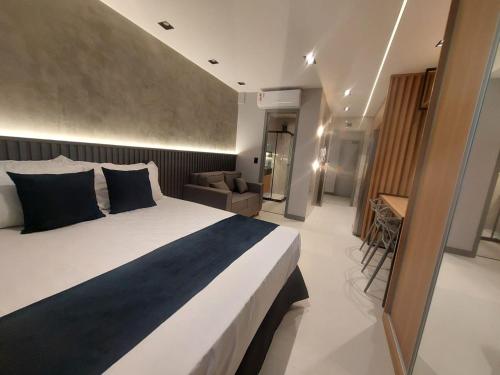 vhome flat hotel