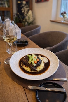 Hohe Schule Hotel Und Restaurant,,0 star