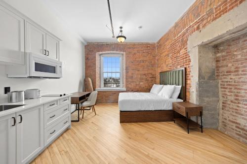 tri century mill suites