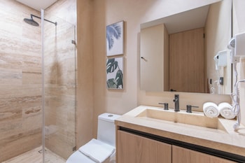 corasol modern apt with terrace