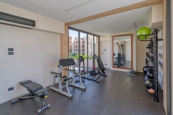 corasol modern apt with terrace