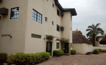 davies suites
