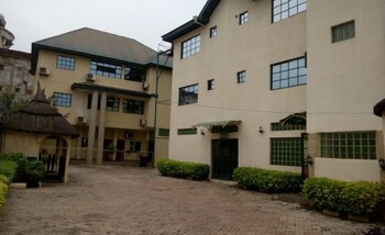 davies suites