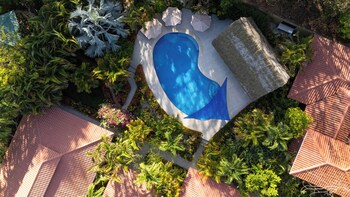 serena nosara beach retreat