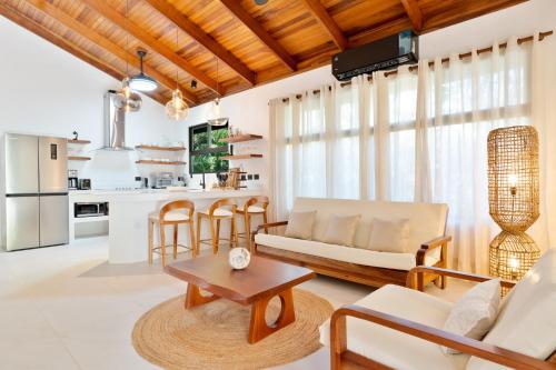 serena nosara beach retreat