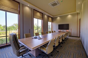 nowal naturecare resort